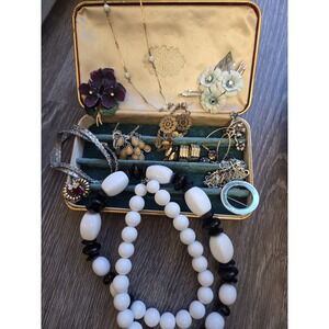 vintage jewelry lot wearable